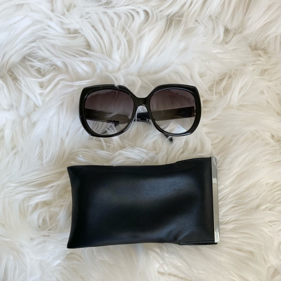 Fendi Gradient Sunglasses with Rhinestones FF Monogram - Picture 7 of 11